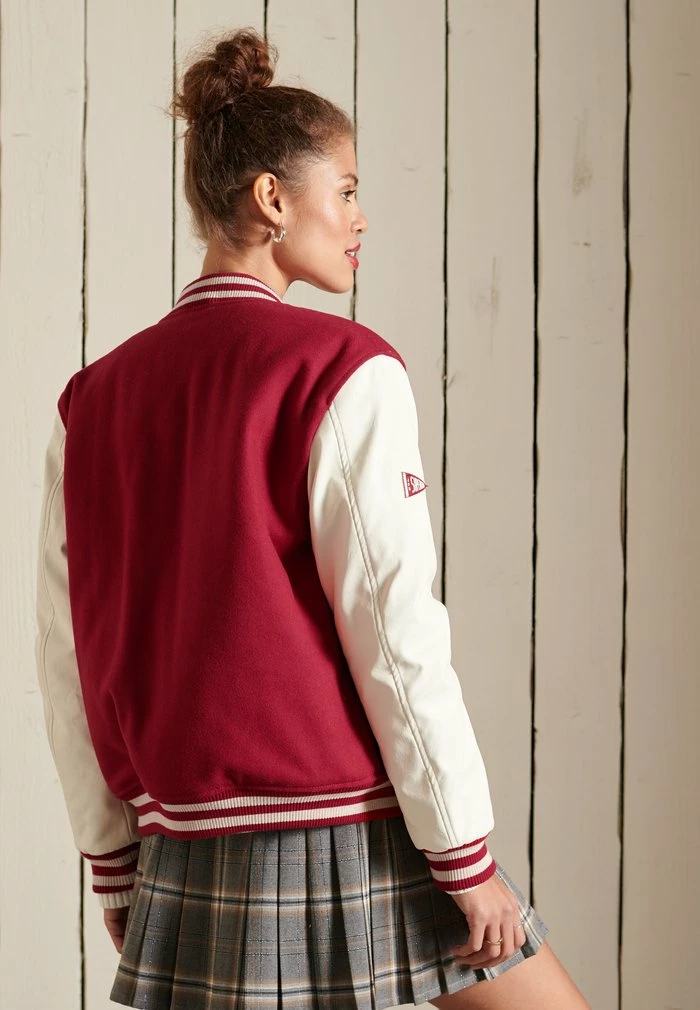 Superdry COLLEGE VARSITY - Bomber Jacket - Hike Red 3 Superdry COLLEGE VARSITY - Bomber Jacket - Hike Red - Image 3