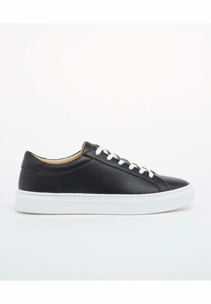 Superdry VEGAN RETRO COURT - Trainers - Black 4 Superdry VEGAN RETRO COURT - Trainers - Black - Image 4