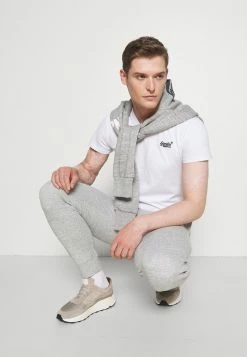 Superdry VINTAGE LOGO VEE TEE - Basic T-shirt - Optic -Superdry Shop 0c5dcb245f2547a5a2fa80ac97dcf885