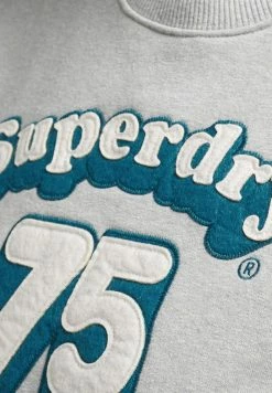 Superdry NOSTALGIA SCRIPT - Sweatshirt - Elm Snowy -Superdry Shop 1493e67e206b4530b5ac64a5a4dd0ca7
