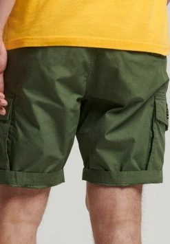 Superdry PATCHED ALPHA - Shorts - Soldier Olive