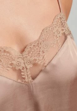 Superdry STUDIOS - Top - Woodsmoke -Superdry Shop 199f09feda204a24adb029f610e5a50a