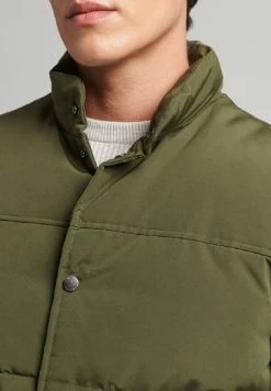 Superdry VINTAGE MOUNTAIN - Waistcoat - Surplus Goods Olive -Superdry Shop 1a6b0733991e4d999984450b6c07f2a8