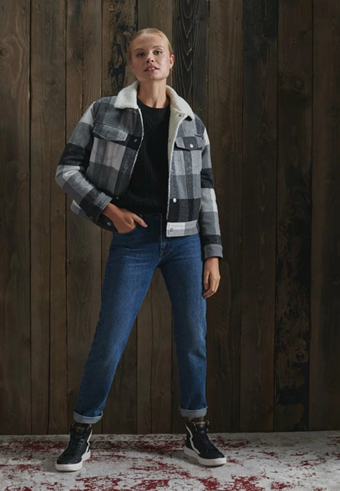 Superdry DROPPED SHOULDER CABLE CREW NECK - Jumper - Black 1 Superdry DROPPED SHOULDER CABLE CREW NECK - Jumper - Black