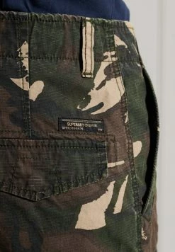 Superdry PARACHUTE - Shorts - Outline Camo -Superdry Shop 1f7d806258494c74ad946b2c7cf3990e
