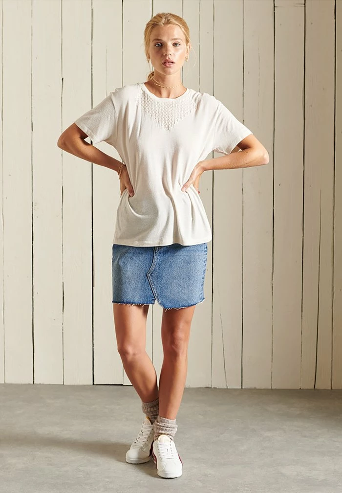 Superdry CHEVRON SHORT SLEEVED - Print T-shirt - Oatmeal 2 Superdry CHEVRON SHORT SLEEVED - Print T-shirt - Oatmeal - Image 2