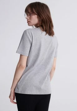 Superdry Basic T-shirt - Grey -Superdry Shop 236212924a7d401a83a0bf4c3ce6d503