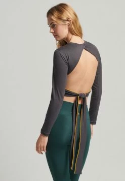 Superdry SPORT FLEX WRAP LONG SLEEVE - Long Sleeved Top - Dark Charcoal -Superdry Shop 26cdef68298e49358ba9d26f4b28f707