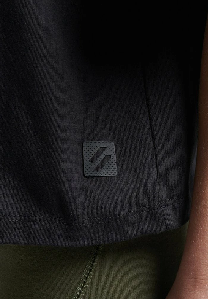 Superdry CODE TECH - Print T-shirt - Black 2 Superdry CODE TECH - Print T-shirt - Black - Image 2