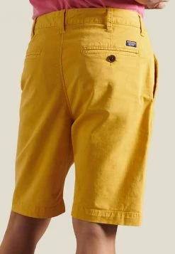Superdry INTERNATIONAL - Shorts - Yolk Yellow -Superdry Shop 2cbb8873781d415794bab94302c48f4b