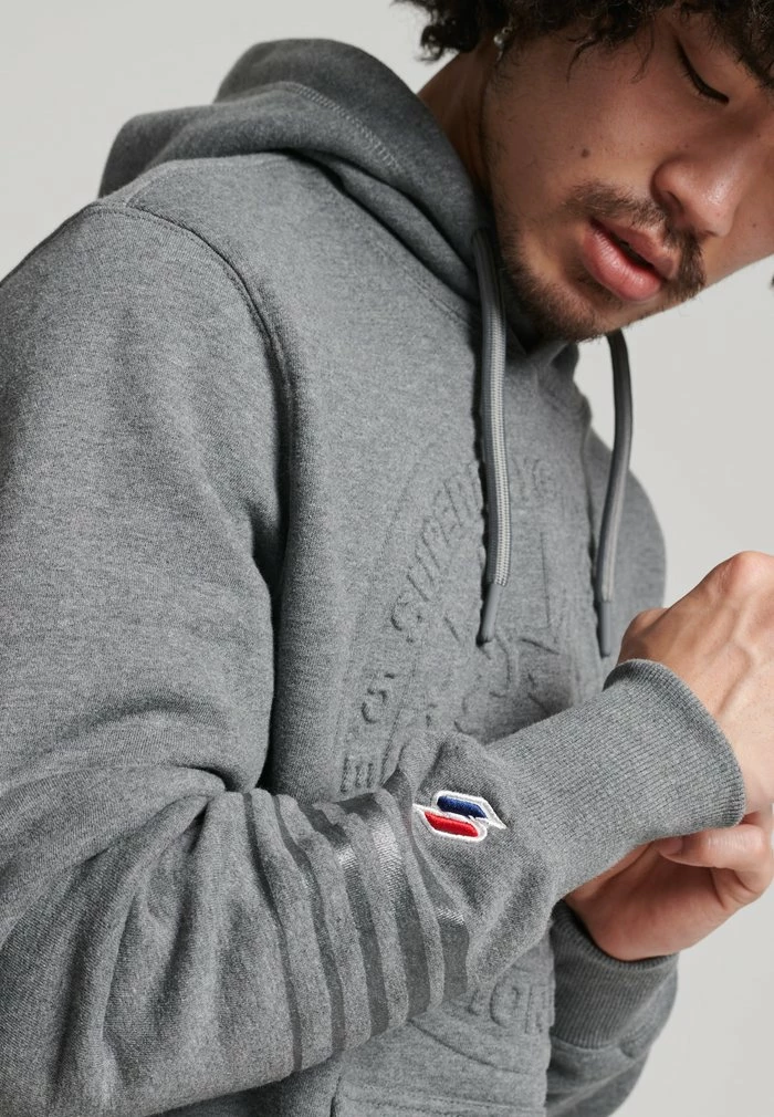 Superdry EXPEDITION EMBOSSED - Hoodie - Dark Charcoal Marl 3 Superdry EXPEDITION EMBOSSED - Hoodie - Dark Charcoal Marl - Image 3