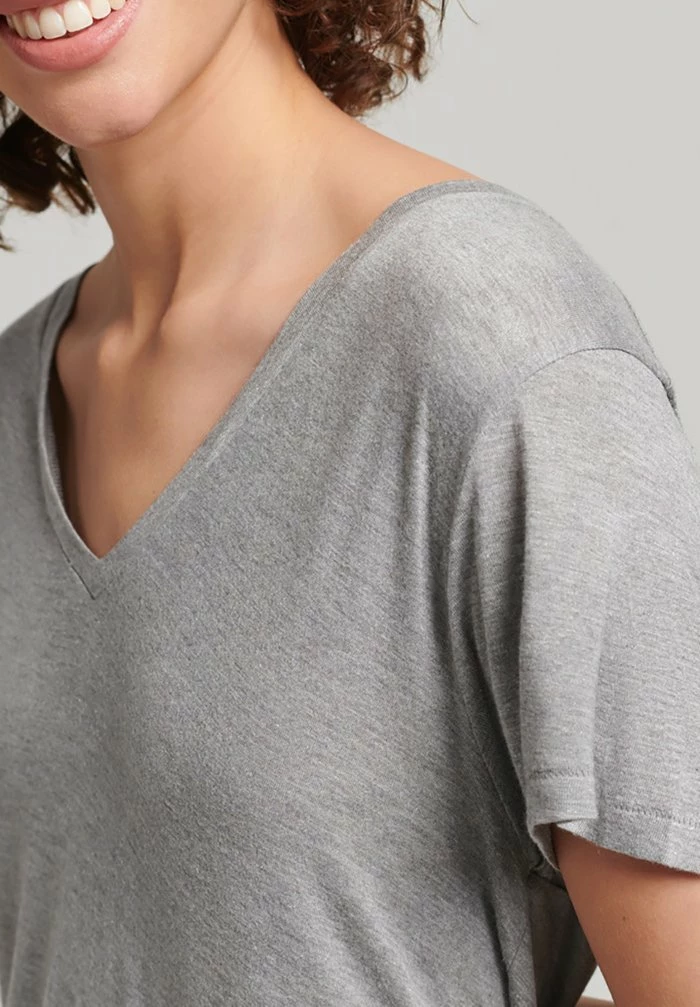 Superdry Basic T-shirt - Grey Metallic 3 Superdry Basic T-shirt - Grey Metallic - Image 3