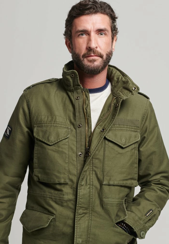 Superdry BORG - Light Jacket - Dark Khaki 3 Superdry BORG - Light Jacket - Dark Khaki - Image 3