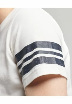 Superdry ATHLETIC - Print T-shirt - Off White -Superdry Shop 31036e45ffd14fb5bb1a06032e4ea3cb