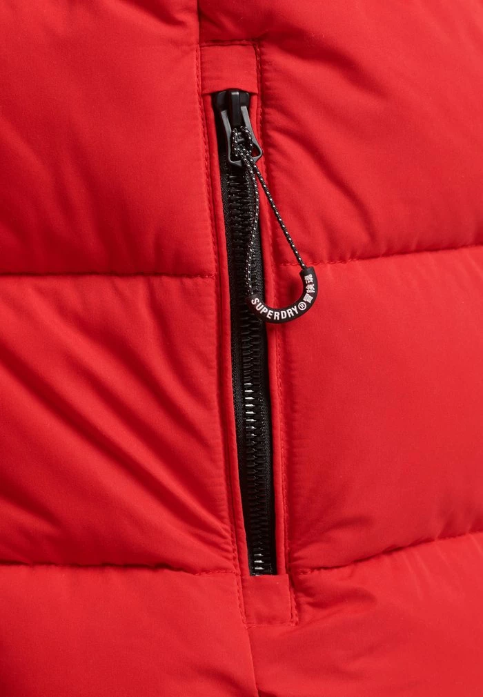 Superdry MICROFIBER MOUNTAIN PUFFER - Winter Jacket - High Risk Red 8 Superdry MICROFIBER MOUNTAIN PUFFER - Winter Jacket - High Risk Red - Image 8