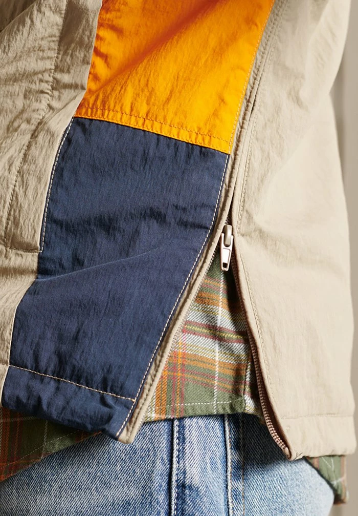 Superdry MOUNTAIN - Windbreaker - Canyon Beige 7 Superdry MOUNTAIN - Windbreaker - Canyon Beige - Image 7