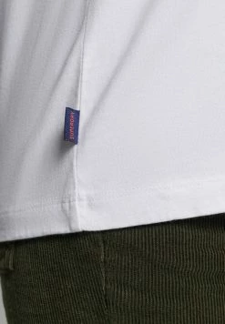 Superdry VINTAGE - Print T-shirt - Black White 9 Superdry VINTAGE - Print T-shirt - Black White -Superdry Shop 35ad1f7ed31f4830a1c8b046b9a03745