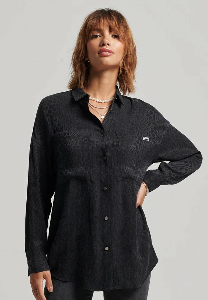 Superdry VINTAGE RELAXED LONG SLEEVE - Button-down Blouse - Jet Black 1 Superdry VINTAGE RELAXED LONG SLEEVE - Button-down Blouse - Jet Black