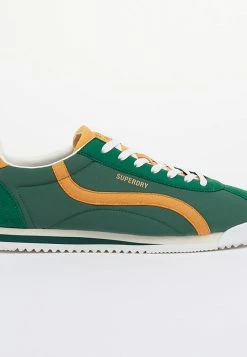 Superdry VEGAN RETRO TRACK RUNNER - Trainers - Retro Green -Superdry Shop 37ff4b0b482c48a2b93354d1f43b6549