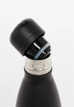 Superdry Drink Bottle - Black -Superdry Shop 3c44f907c4e947b9bb66c3eb0a833b1a