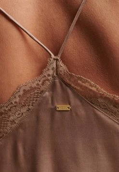 Superdry STUDIOS - Top - Woodsmoke -Superdry Shop 3c91a4bc9ebb4109a933dcd70ac2b080