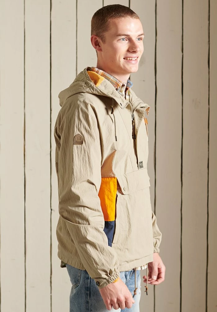 Superdry MOUNTAIN - Windbreaker - Canyon Beige 3 Superdry MOUNTAIN - Windbreaker - Canyon Beige - Image 3