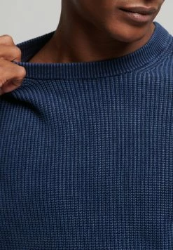 Superdry ACADEMY DYED TEXTURE - Jumper - Washed Dark Storm Navy -Superdry Shop 41440e6372af44feb9bd7d1fb9931299