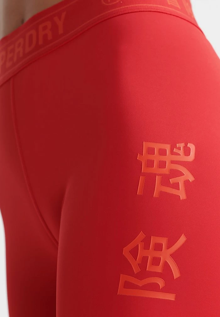 Superdry SPORT TRAINING ELASTIC - Leggings - Tango Red 5 Superdry SPORT TRAINING ELASTIC - Leggings - Tango Red - Image 5