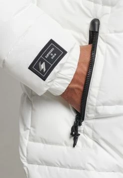 Superdry LOGO LONGLINE - Winter Coat - Optic -Superdry Shop 44a74e67f77b466f836260e1df8ae89f