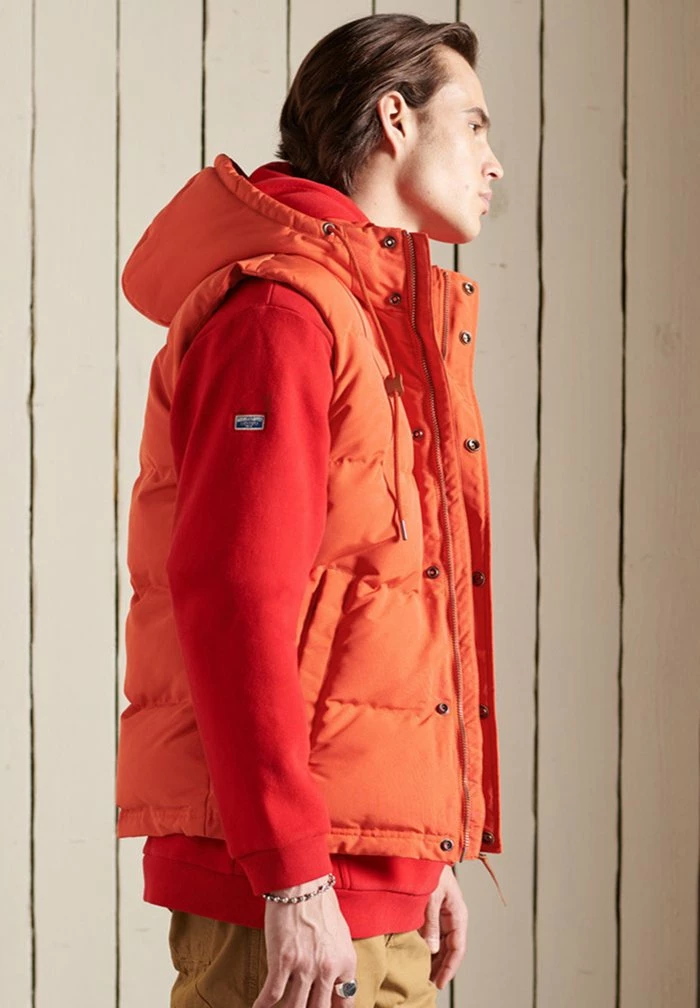 Superdry EVEREST - Waistcoat - Bold Orange 4 Superdry EVEREST - Waistcoat - Bold Orange - Image 4