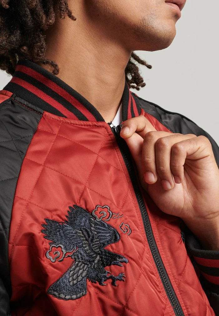 Superdry VINTAGE SUIKAJAN - Bomber Jacket - Expedition Red 3 Superdry VINTAGE SUIKAJAN - Bomber Jacket - Expedition Red - Image 3