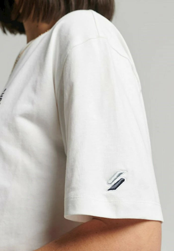 Superdry Code CL Linear - Basic T-shirt - Nimus Cloud 3 Superdry Code CL Linear - Basic T-shirt - Nimus Cloud - Image 3