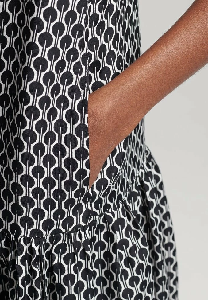 Superdry MINI - Day Dress - Gabriella Print 4 Superdry MINI - Day Dress - Gabriella Print - Image 4