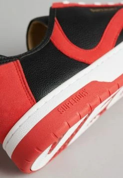 Superdry VINTAGE VEGAN - Trainers - Bison Black Americana Red -Superdry Shop 4f966982e4174b93b6fc05f1920afe15