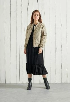 Superdry NEVADA - Bomber Jacket - Sage