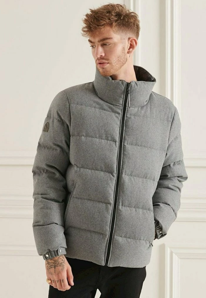 Superdry STUDIOS ALPINE - Down Jacket - Grey 2 Superdry STUDIOS ALPINE - Down Jacket - Grey - Image 2