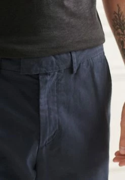 Superdry STUDIOS - Chinos - Eclipse Navy -Superdry Shop 56ac0de39fe545aeaac43c16cfef9299