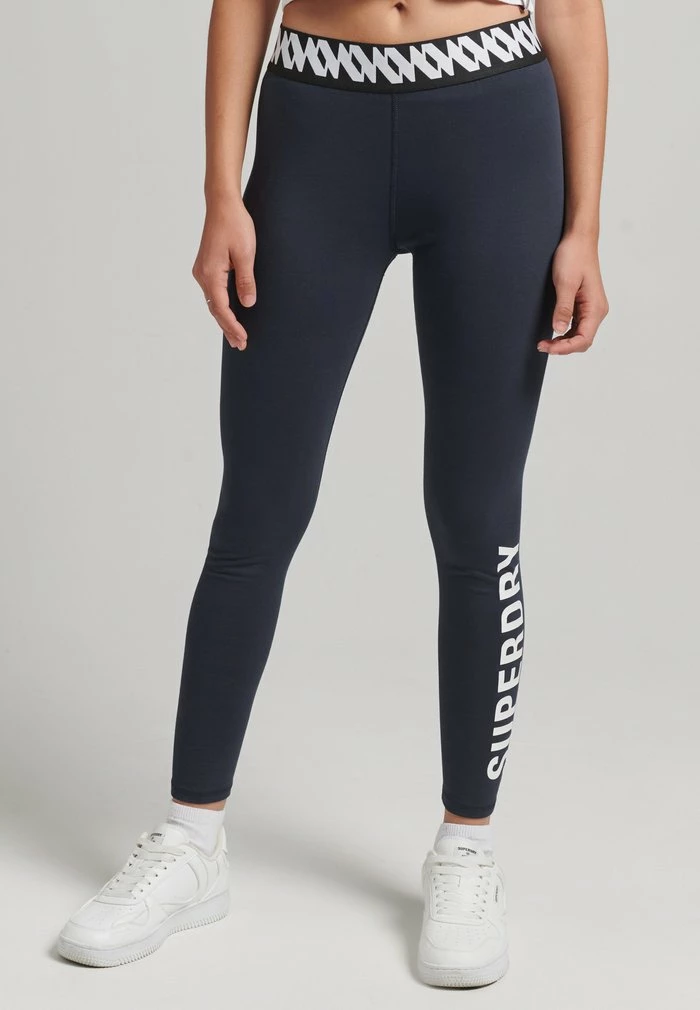 Superdry CODE LOGO ELASTIC - Leggings - Trousers - Deep Navy 1 Superdry CODE LOGO ELASTIC - Leggings - Trousers - Deep Navy