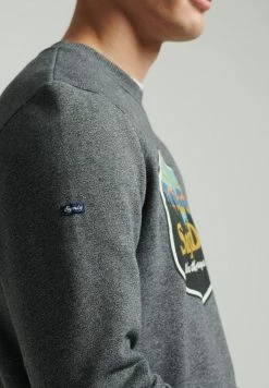 Superdry TRAVEL POSTCARD GRAPHIC - Sweatshirt - Dark Charcoal Jaspe -Superdry Shop 5a2b76203e1546acaeba9c4fe3125dba