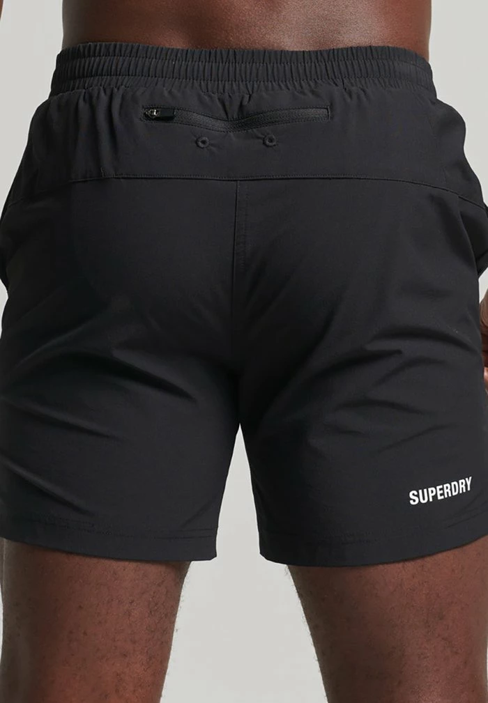 Superdry CORE - Shorts - Black 2 Superdry CORE - Shorts - Black - Image 2