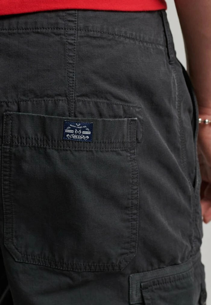 Superdry VINTAGE - Shorts - Black 2 Superdry VINTAGE - Shorts - Black - Image 2