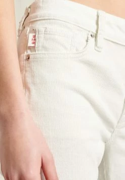 Superdry Flared Jeans - Oyster -Superdry Shop 5f4e1c1bf310469e84c6813f0d7cd739