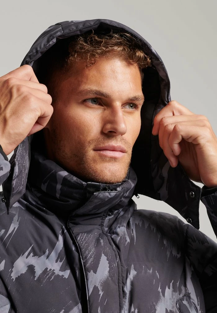 Superdry BOXY PUFFER - Winter Coat - Brush Camo Dark 4 Superdry BOXY PUFFER - Winter Coat - Brush Camo Dark - Image 4