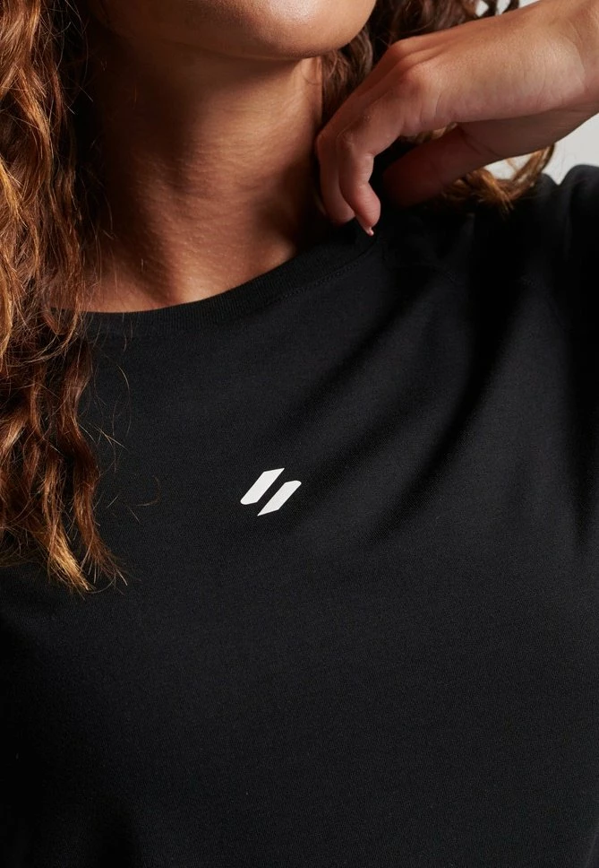 Superdry SPORT RUN SHORT SLEEVE - Print T-shirt - Black 3 Superdry SPORT RUN SHORT SLEEVE - Print T-shirt - Black - Image 3