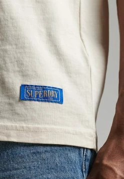 Superdry Basic T-shirt - Oatmeal 6 Superdry Basic T-shirt - Oatmeal -Superdry Shop 71abbf1f450e44c6874f4584a6f1a33f