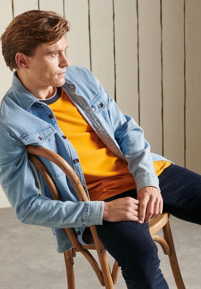 Superdry COLLEGIATE - Basic T-shirt - Track Gold 3 Superdry COLLEGIATE - Basic T-shirt - Track Gold - Image 3