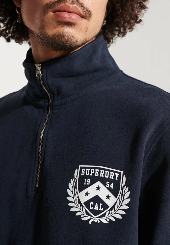 Superdry CITY COLLEGE HALF - Sweatshirt - Eclipse Navy 2 Superdry CITY COLLEGE HALF - Sweatshirt - Eclipse Navy - Image 2