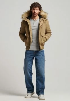 Superdry EVEREST - Winter Jacket - Sandstone
