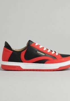 Superdry VINTAGE VEGAN - Trainers - Bison Black Americana Red -Superdry Shop 7d17287df51b4151bd691e581a10769f
