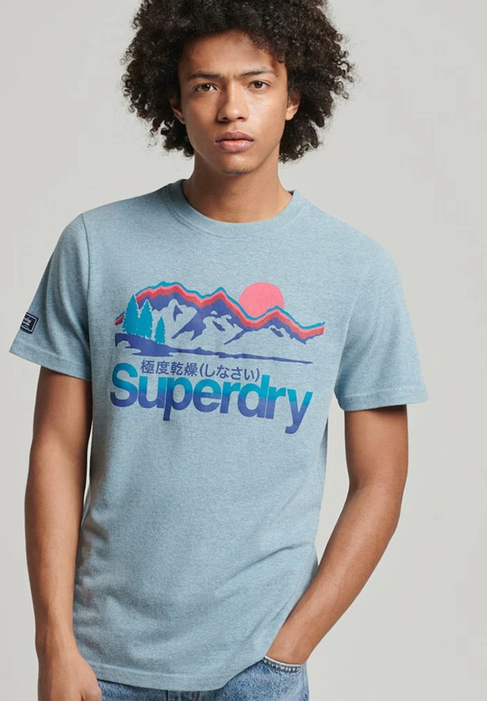 Superdry CORE LOGO GREAT OUTDOORS - Print T-shirt - Desert Sky Blue Grit 1 Superdry CORE LOGO GREAT OUTDOORS - Print T-shirt - Desert Sky Blue Grit